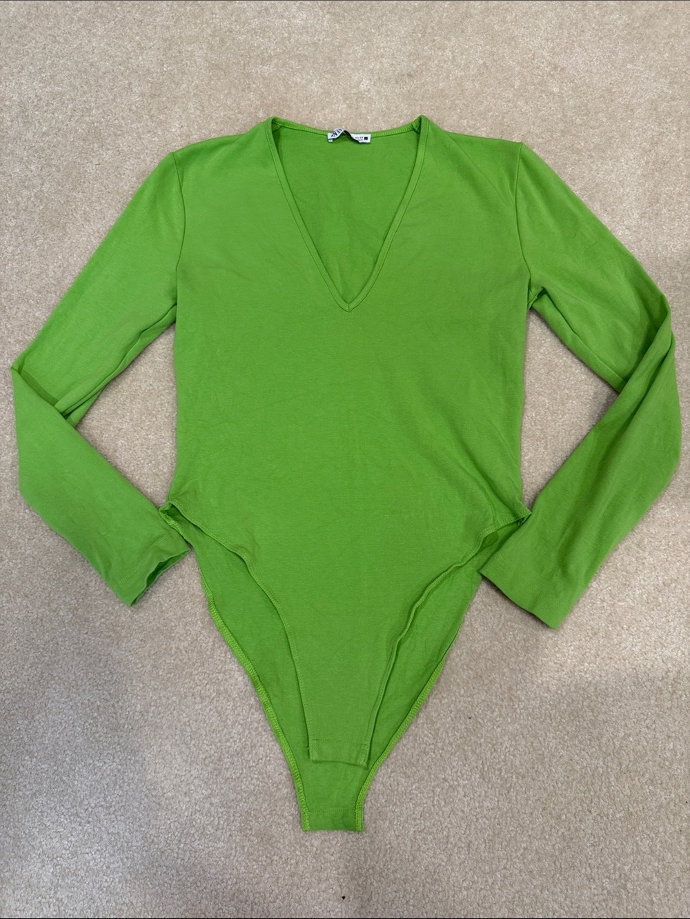 Bright Green Long Sleeve V-Neck Bodysuit - Zara
